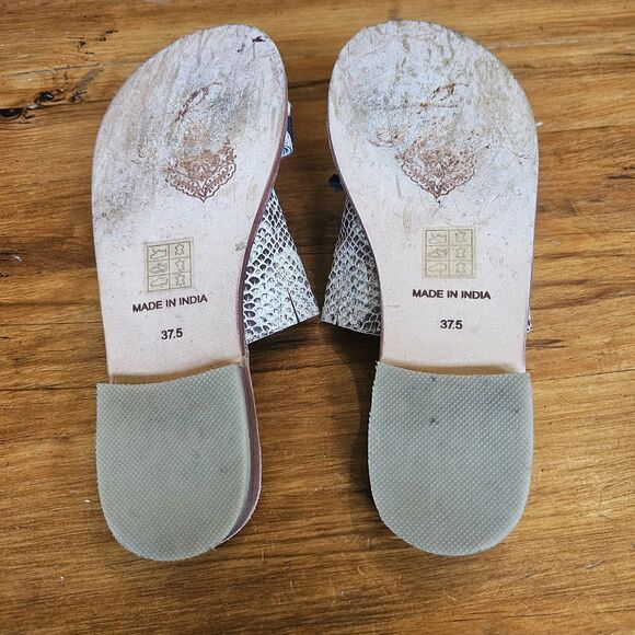 Free People Saturday Slide Snakeskin Print Flats Size US 7/EU 37.5 Beach Pool - Picture 7 of 9